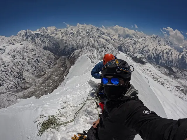 Tserko Ri summit