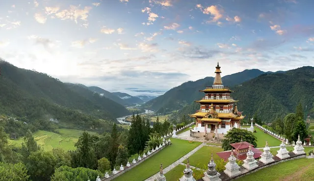 Bhutan 7 Days 6 Nights : Fly-In & Fly-Out Tour hero image