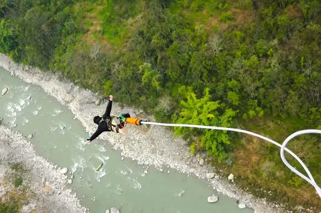 Bungee Jumping in Nepal photo 2