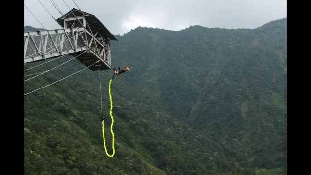 Bungee Jumping in Nepal photo 3