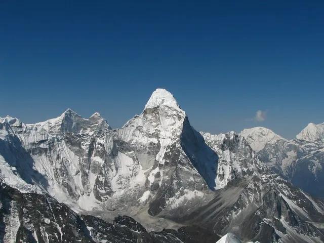 Island Peak Trek photo 5