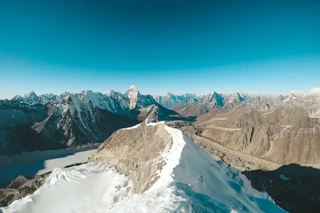 Island Peak Trek hero image