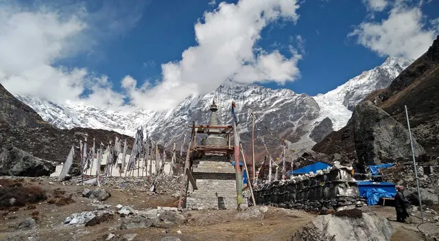 Kyanjing Gomba Trek photo 6