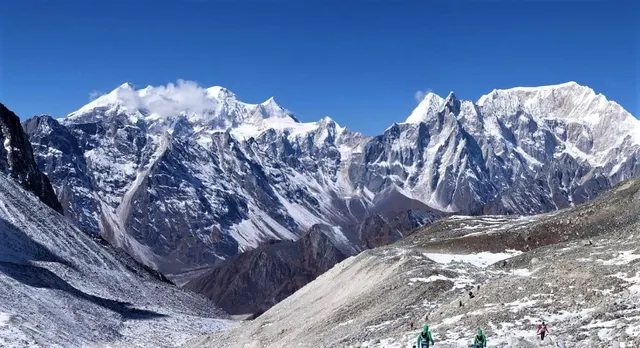Manaslu Base Camp Trek photo 3