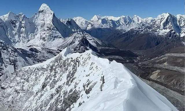Mera Peak Trek photo 4