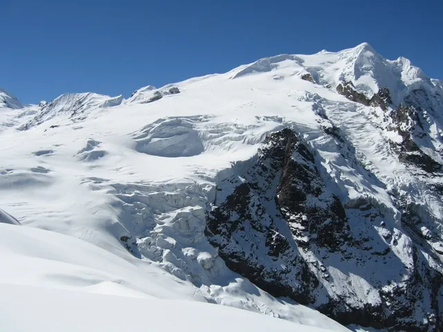 Mera Peak Trek photo 1