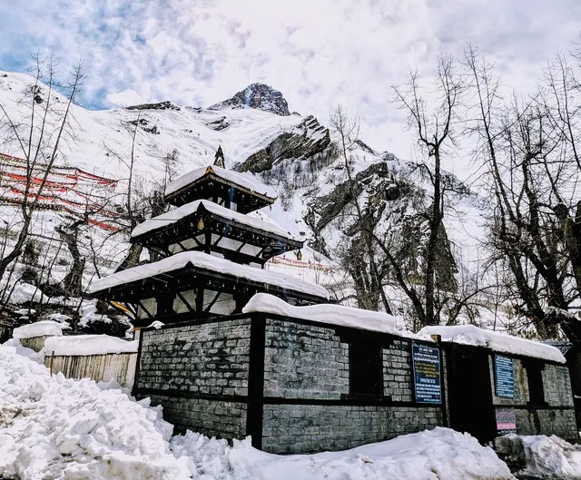 Muktinath Tour by Flight and Jeep photo 4