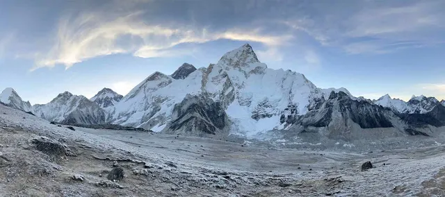 Three Pass Trek photo 2