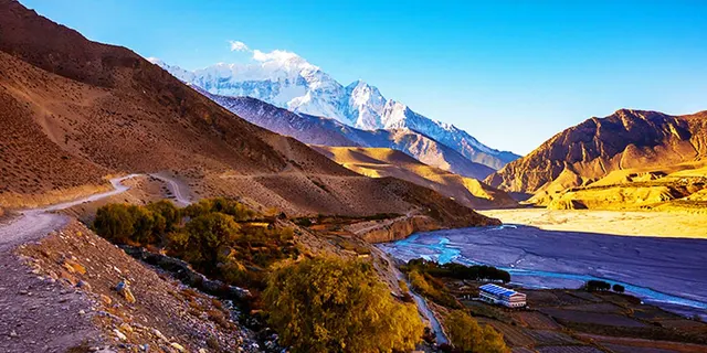 Upper Mustang Trek photo 2